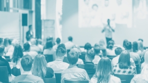 plastikmuell-exporte-workshop-exit-plastik Publikum bei einer Konferenz zu Plastikmüllexporten